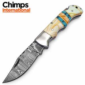 Cuchillo de bolsillo plegable de acero de Damasco Chimps International con hoja de punta caída y mango de resina |   Cuchillos plegables hechos a mano con cierre trasero - Product Image 1