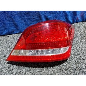 Luz Trasera Derecha Usada Equus 924023N000 - Product Image 1