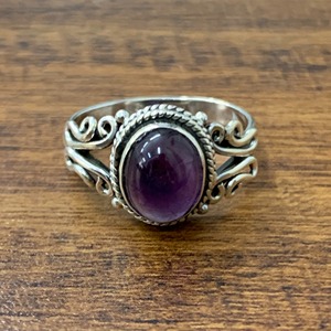 Bague vintage en argent sterling 925 avec améthyste, sertie en clos, pierre ovale violette, bijou unisexe pour usage quotidien - Product Image 1