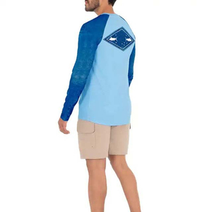 Camisa de Pesca Unisex con Capucha y Protección Bucal, 100% Poliéster, Secado Rápido, UPF 50+, Sublimación, Venta al Por Mayor - Product Image 3