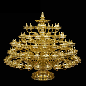 Lampe à huile en laiton de designer, motif paon en forme d'étoile, sur socle sculpté, disponible à prix de gros. - Product Image 4