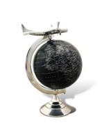 Globe terrestre en aluminium à poser sur un support d'avion, design moderne, pour la décoration de bureau à domicile, cadeau d'anniversaire/mariage/anniversaire de mariage
