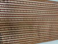 Tissu brodé en zari de Banarasi