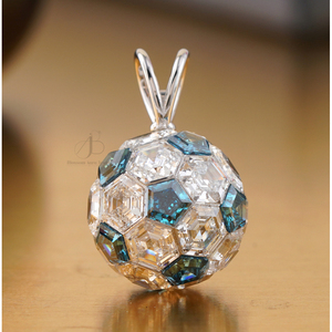 Colgante de Bola de Diamante Cultivado en Laboratorio de 8.50 CT, Oro Blanco de 14K y Oro Rosa, VVS1, Certificado IGI, Engaste Invisible, Forma de Número y Letra - Product Image 1
