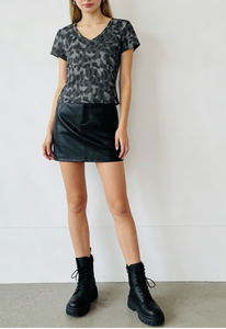 Women's O-Neck Cotton & Polyester Lightweight Breathable Casual Tee Regular Fit Crop <b>Top</b> with Metal Charm Edgy Streetwear - Product Image 4