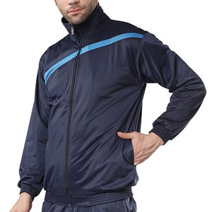 Ensemble coupe-vent pour homme : T-shirt et short personnalisés, ensemble deux pièces avec fermeture éclair en polyester - Product Image 2