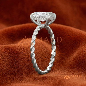 Bague de promesse en or blanc avec solitaire radiant et tige tressée – Détail en corde sophistiqué, bague en argent avec moissanite taille émeraude - Product Image 1