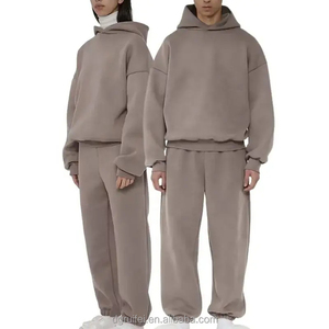 ชุดวอร์มผ้าฟลีซหนานุ่มคุณภาพสูงสำหรับฤดูหนาว เสื้อฮู้ดดี้และกางเกงขายาวทรงโอเวอร์ไซส์สำหรับผู้ชายและผู้หญิง ชุดฮู้ดดี้สีพื้น - Product Image 2