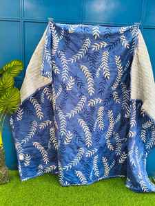 Manta Doble de Algodón Dohar con Estampado de Hojas Hecha a Mano, Ropa de Cama Cómoda, 100% Algodón, Reversible y Lavable - Product Image 2