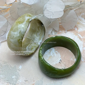 Brazaletes de remolino verde de resina hechos a mano, conjunto de pulsera gruesa grande de 2 colores personalizados para mujeres para regalo, moissanita de piedra principal - Product Image 5