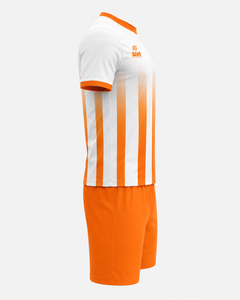 ชุดฟุตบอลสีเขียวแบบกำหนดเอง เสื้อแขนสั้นและกางเกงขาสั้นสำหรับฝึกซ้อม ชุดทีม - Product Image 2