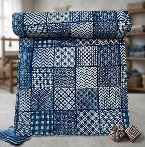 Cubrecama Kantha con Estampado a Mano, Tamaño Doble 90×108 Pulgadas, Colcha Tradicional India de Algodón, Reversible, Hecha a Mano, Estilo Bohemio - Product Image 1