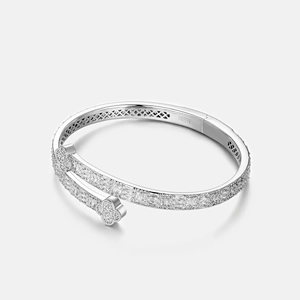 Bague Couronne Royale de Luxe en Moissanite VVS DEF 0,5 Carat Sertie à Griffes - Product Image 4