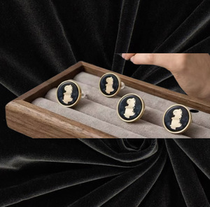 Bouton de meuble en laiton, design dinosaure bébé, contemporain, écologique, multifonction, poignée de tiroir et de placard, durable, pour chambre à coucher - Product Image 3
