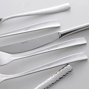 Un design élégant qui rehausse à la fois les repas décontractés et les dîners formels, une création exceptionnelle par KHOOSI OVERSEAS. - Product Image 4