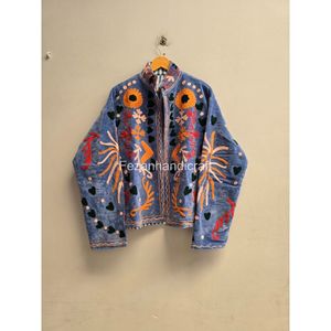 เสื้อแจ็คเก็ตผ้ากำมะหยี่สำหรับผู้หญิง ลายปักดอกไม้ คอจีน แขนยาว สำหรับฤดูใบไม้ผลิ - Product Image 1