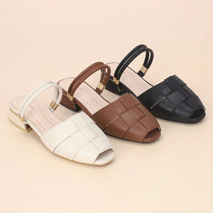 Sandales à talon en cuir de vachette de 2.5cm pour femmes (LCWO12I413) - Product Image 1