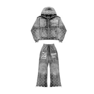 Ensemble survêtement homme personnalisé avec sweat à capuche court et pantalon évasé, imprimé intégral effet délavé soleil et usé, orné de strass - Product Image 2