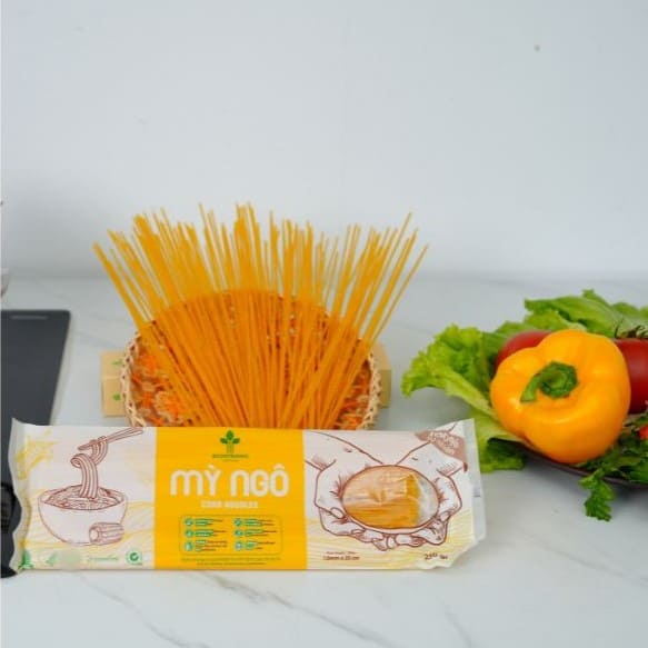 Vietnamese Manufacturer's Instant Rice Pasta Noodles Maker with Freeze-Drying Technology Filiform Straight Round Carton Cooking
