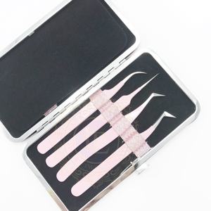 Vente en gros pince à cils durable en acier inoxydable couleur rose bébé avec points d'argent marque privée personnalisable - Product Image 5