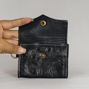 Porta Pasaportes de Cuero al por Mayor, Color Personalizado, Corto, Antirrobo, Cuero Genuino, Unisex, Alta Calidad, Estilo Indio - Product Image 4