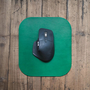 แผ่นรองเมาส์หนังแท้ แผ่นรองเมาส์หนังวัวแบบนุ่ม แผ่นรองเมาส์หนังวัวคุณภาพพรีเมียมสำหรับการทำงานเป็นเวลานาน LMP-0106 - Product Image 1