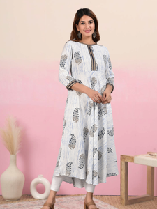 Kurta Anarkali Blanca de Rayón para Mujer, con Estampado Floral Tie Dye, Cuello con Lazos, Mangas Tres Cuartos, Secado Rápido, Estilo Étnico Global Informal para Verano - Product Image 2