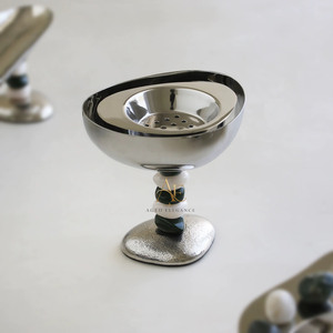 Quemador de Incienso Moderno de Metal con un Elegante Tallo Decorado con Piedras, Diseño Minimalista para una Decoración del Hogar de Lujo - Product Image 1
