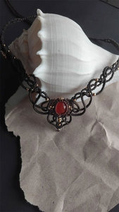 สร้อยคอทำมือจากเชือกถักมาคราเม่ พร้อมจี้คาร์เนเลียน ดีไซน์พิเศษ สายปรับได้ สีดำ เครื่องประดับเสริมพลัง - Product Image 3