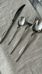 Ensemble de couverts en acier inoxydable 18/10 finition satinée - Ensemble de couverts modernes résistant aux rayures pour les entreprises de restauration et de location - Product Image 6