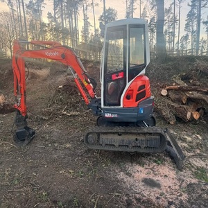 Excavatrice Kubota U25 3S d'occasion de qualité supérieure, 2,5 tonnes, action de creusement fluide, châssis robuste et fiabilité à long terme. - Product Image 3