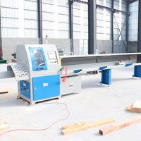 Scie à découper le bois pneumatique automatique à grande vitesse CE, machine à découper les palettes en bois CNC