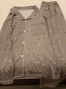Conjunto de pijama de gasa con estampado floral para mujer, manga larga, cuello Peter Pan, botones al frente, ropa de dormir suave, temporada de primavera, longitud completa - Product Image 2