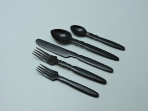 ชุดช้อนส้อมมีด 3 ชิ้น ทำจากเขาควายธรรมชาติ ดีไซน์สวยงาม น้ำหนักเบา พร้อมด้ามจับพลาสติก - Product Image 6