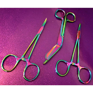 Tijeras Quirúrgicas de Acero Inoxidable de Alta Calidad, Profesionales, para Vendajes, Acabado Arcoíris, Precisión Médica - Product Image 6