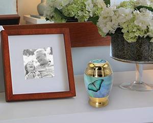 Luxury Inspired Brass <b>Keepsake</b> Cremation <b>Memorial</b> Urn Ash Holder Featuring Durable Decorative Exterior Texture Style - Product Image 1