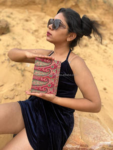 ใหม่ทำด้วยมือจริง Banarasi Sari ผ้าปลอดภัยด้ายปิดวารสารวินเทจสีสันสดใสปก unlined รีไซเคิลแผ่นไดอารี่ - Product Image 5