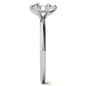 Bague de fiançailles classique en moissanite ronde brillante en or blanc 14 carats, solitaire à 6 griffes, pour demande en mariage - Product Image 4