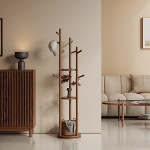 Porte-manteau minimaliste en bois avec trois étagères et crochets pour le rangement dans l'entrée - Product Image 3
