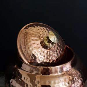 Dispensador de Agua Artesanal de Cobre 100% Puro, Olla Ayurvédica para Agua Potable, para Uso en la Cocina, en Grandes Cantidades - Product Image 3