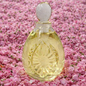 ALOURA OILS OUD ROSE Attar Oil - Source de chaleur infusée aux fleurs et à l'eau pour la parfumerie et l'aromathérapie Uttar Pradesh - Product Image 1