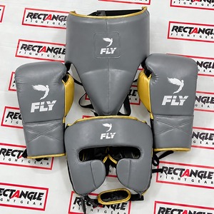 Kit complet de vêtements de combat Fly : Gants de boxe, protège-tête, protection des jambes, équipement d'entraînement MMA, kickboxing, fitness, équipement sportif, Factory Pro - Product Image 1