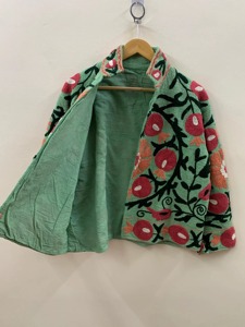 Veste florale brodée bohème grande taille pour femme, veste courte en coton pour le printemps, col mandarin, manches longues - Product Image 1