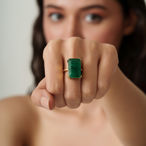 Luxurious K18 <b>Original</b> Yellow Gold 12.6 Ct. Natural Zambian Big Emerald Gemstone Single Stone Statement Ring Handmade Jewelry - Product Image 2