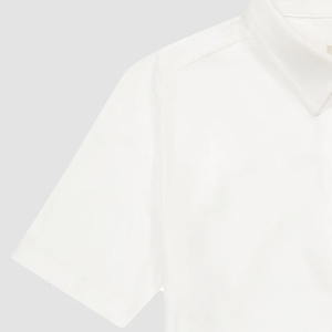 T-shirt à col rabattu pour garçons avec logo personnalisable, couleur unie, pour les acheteurs en gros, service OEM, conception pour la vente en gros - Product Image 3
