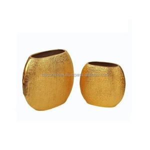 Jarrón de Mesa Moderno para Bodas, Muy Solicitado, de Tendencia, Hecho de Aluminio con Acabado Dorado, Ecológico - Product Image 6