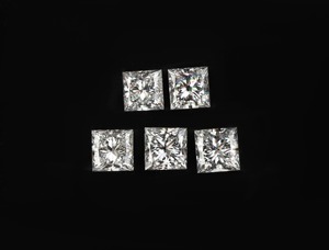 Diamante Cultivado en Laboratorio de 1.5CT, Corte Princesa, F VS2, Certificado IGI, CVD 3EX, Corte Excelente, Proveedor Mayorista para Compradores Internacionales de Diamantes - Product Image 2