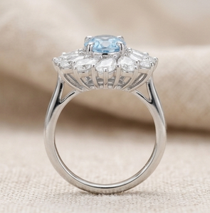 Bague de fiançailles romantique pour femme en or blanc 14 carats, sertie de diamants cultivés en laboratoire, certifiée IGI, design floral ovale de 2,00 carats - Product Image 2