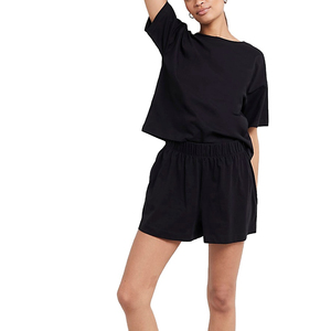 Vente en gros : T-shirt court à épaules tombantes 100 % coton de qualité supérieure pour femme et short à taille élastique – Personnalisez votre logo – Style urbain - Product Image 1