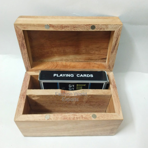 Boîte de rangement portable artisanale personnalisée écologique à coins carrés pour deux jeux de cartes, gravée et brillante - Product Image 2